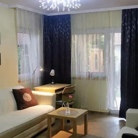 Mediterrania アパート