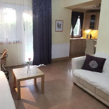 Mediterrania アパート *